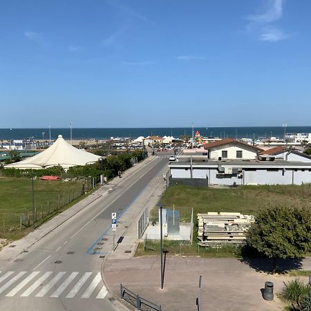 Al Mare Apartment Chioggia Exterior photo